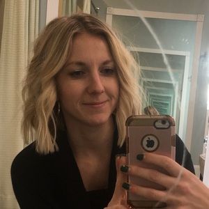 Meet your Posher, Courtney